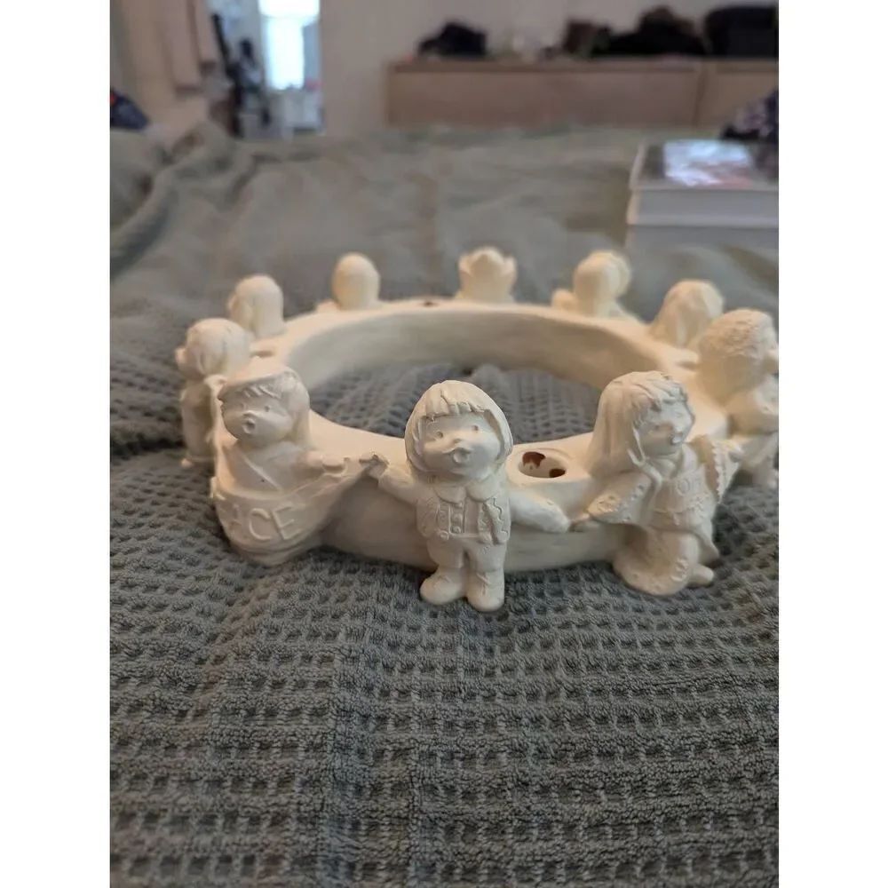 Vintage Abbey Press SMall World Advent Wreath Candle Holder Ring Decor
